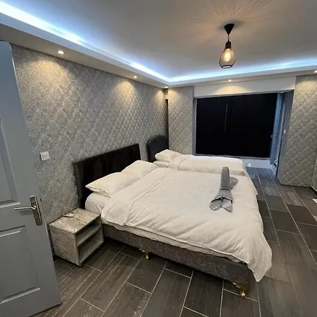Grand Loft