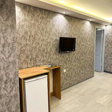 Grand Loft Hotel