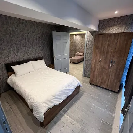 Grand Loft