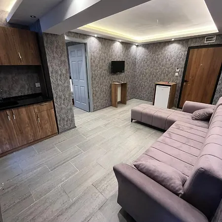 Grand Loft